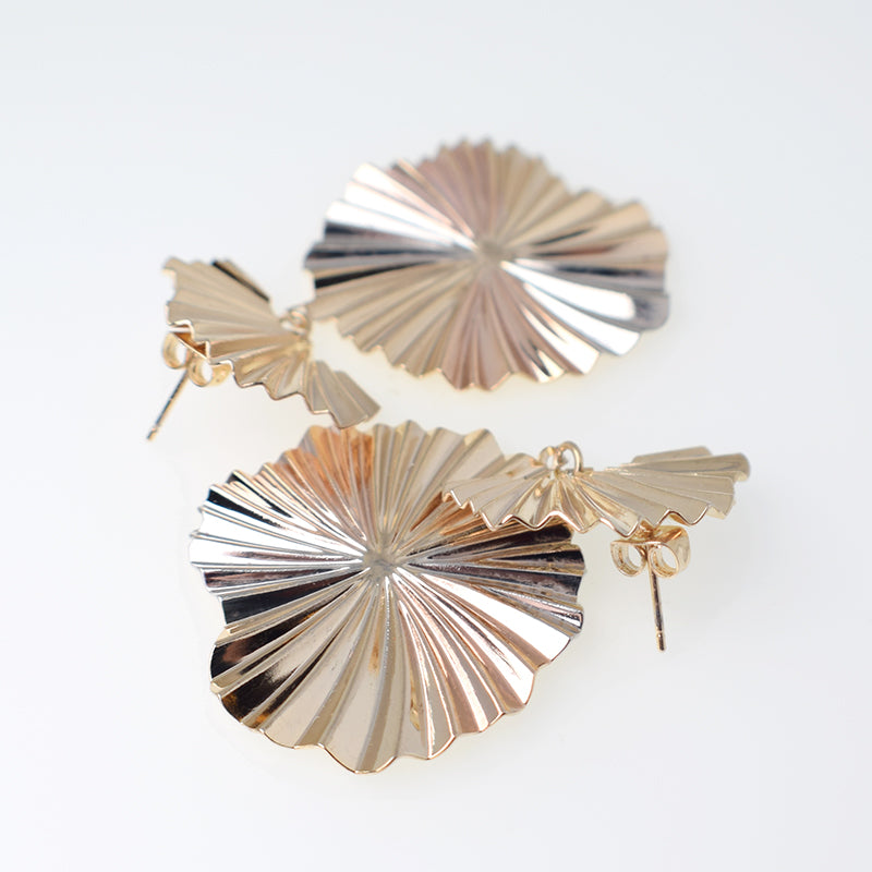 Aretes De Poste Relieve Arpa Dorado Sirene Rose Joyas
