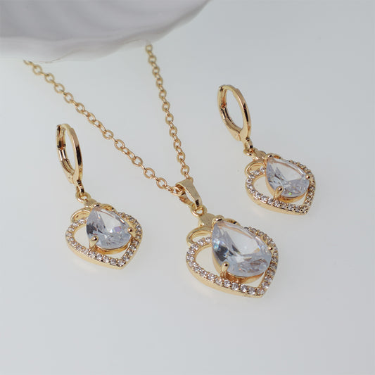 Conjunto Gota de Corazón con Zircones - Baño Oro 18K